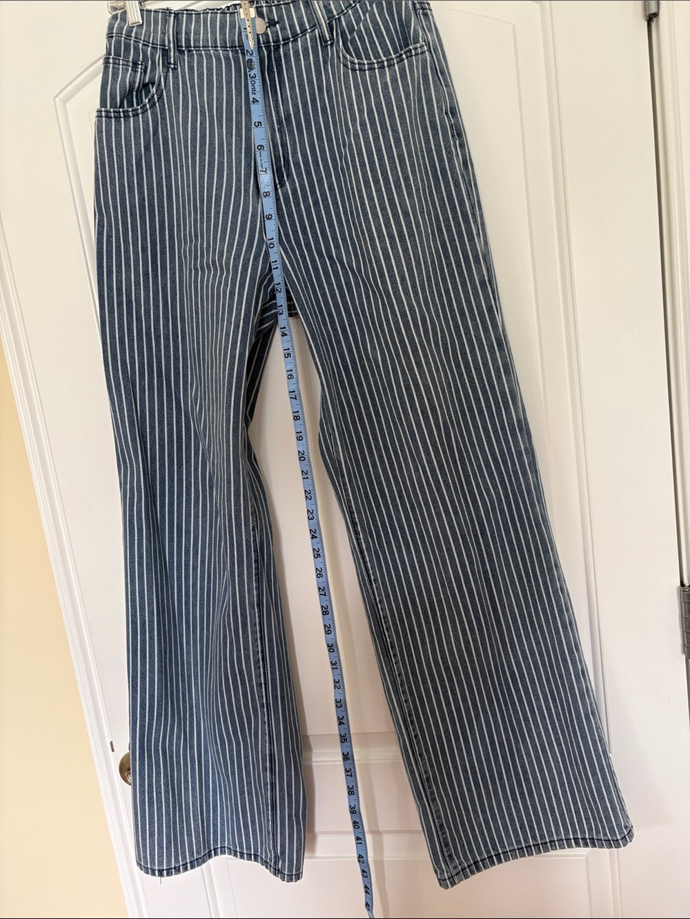 SHEIN Navy Pinstripe Wide-Leg Jeans